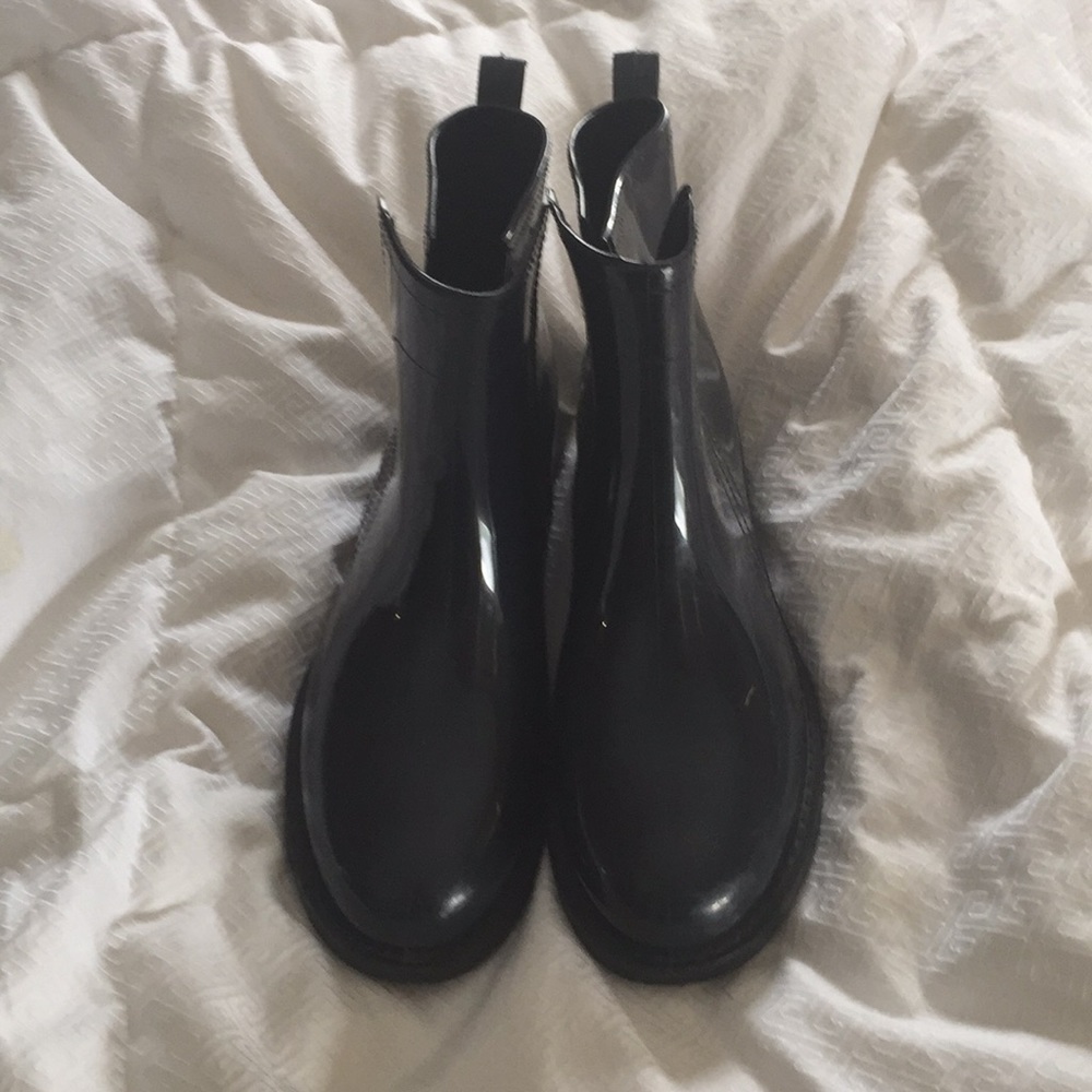 Nicole Miller Rainboots